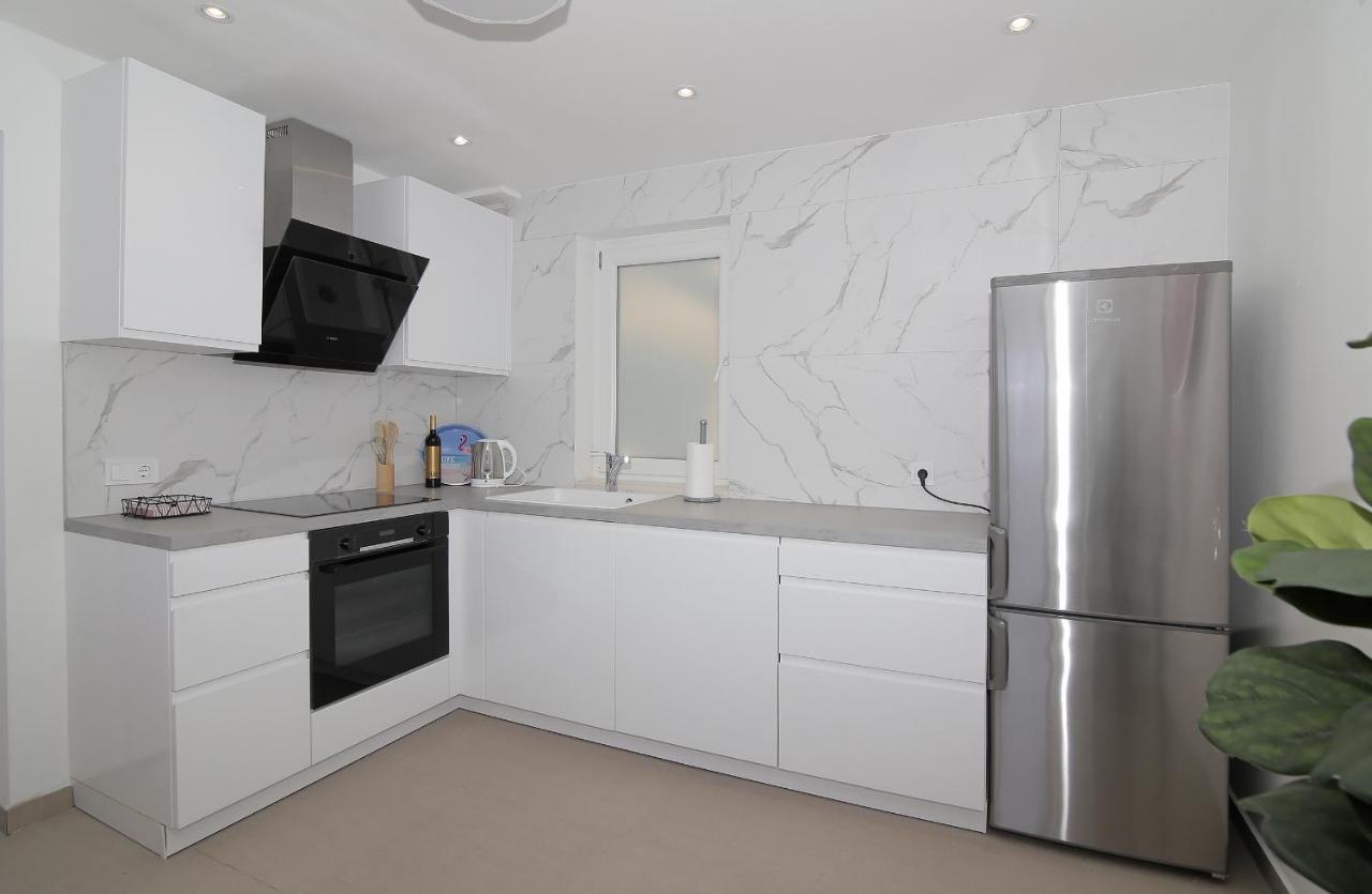 Seaside Apartment M Zaton 3 -Seaview And Parking Экстерьер фото